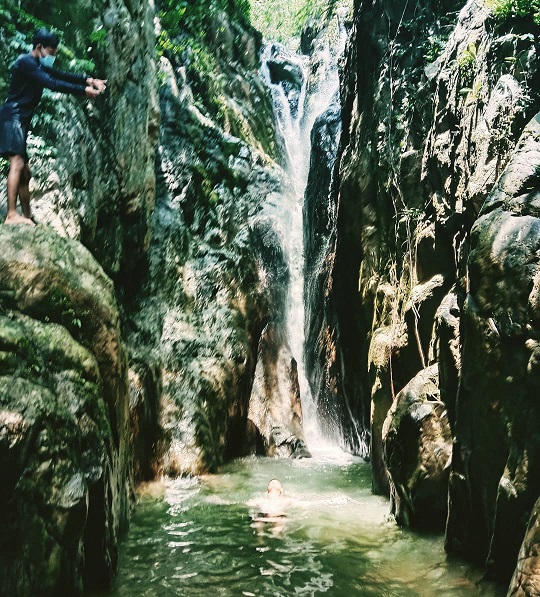 Trekking 5 curug Sentul